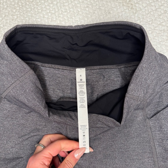 Lululemon Cropped Leggings - Picture 3 of 3